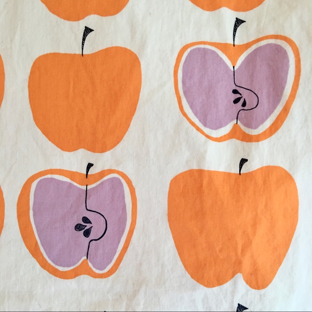 Fun & Fruity Boden apple skirt!! 🍏 - Picture 3 of 8